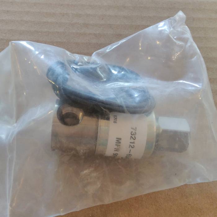 Warner Robins Solenoid Valve 8720749 3 X 290 73212-60455-1 4810012904925