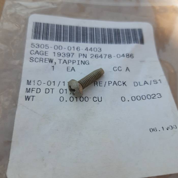 Screw 5593284