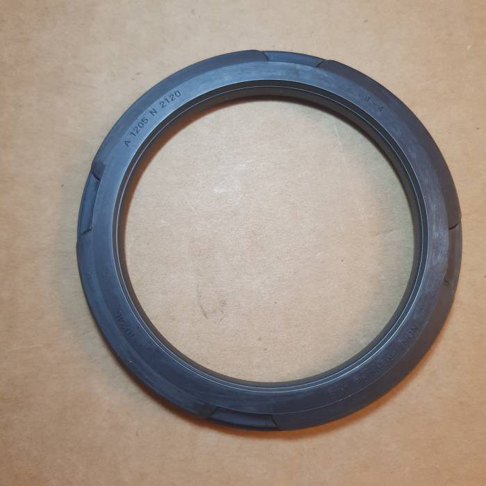 M939A2 Hub Seal CTIS 357974TA0