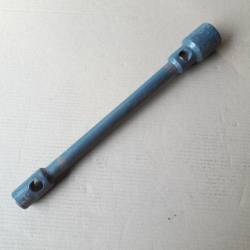 Lug Wrench Socket DODGE GMC REO M35A2 M939 M37 11677000-3 5120-00-316-9217