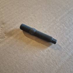 Exhaust Stud 11589264