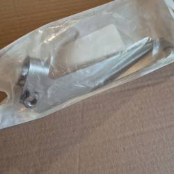Bracket Mounting 5716382