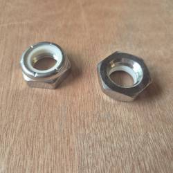 Nut 90101A038