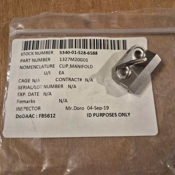 Clip 1327M20G01