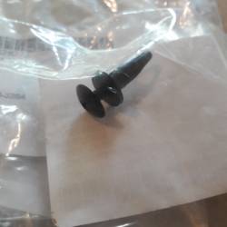 Lot of 6 fastener 370676